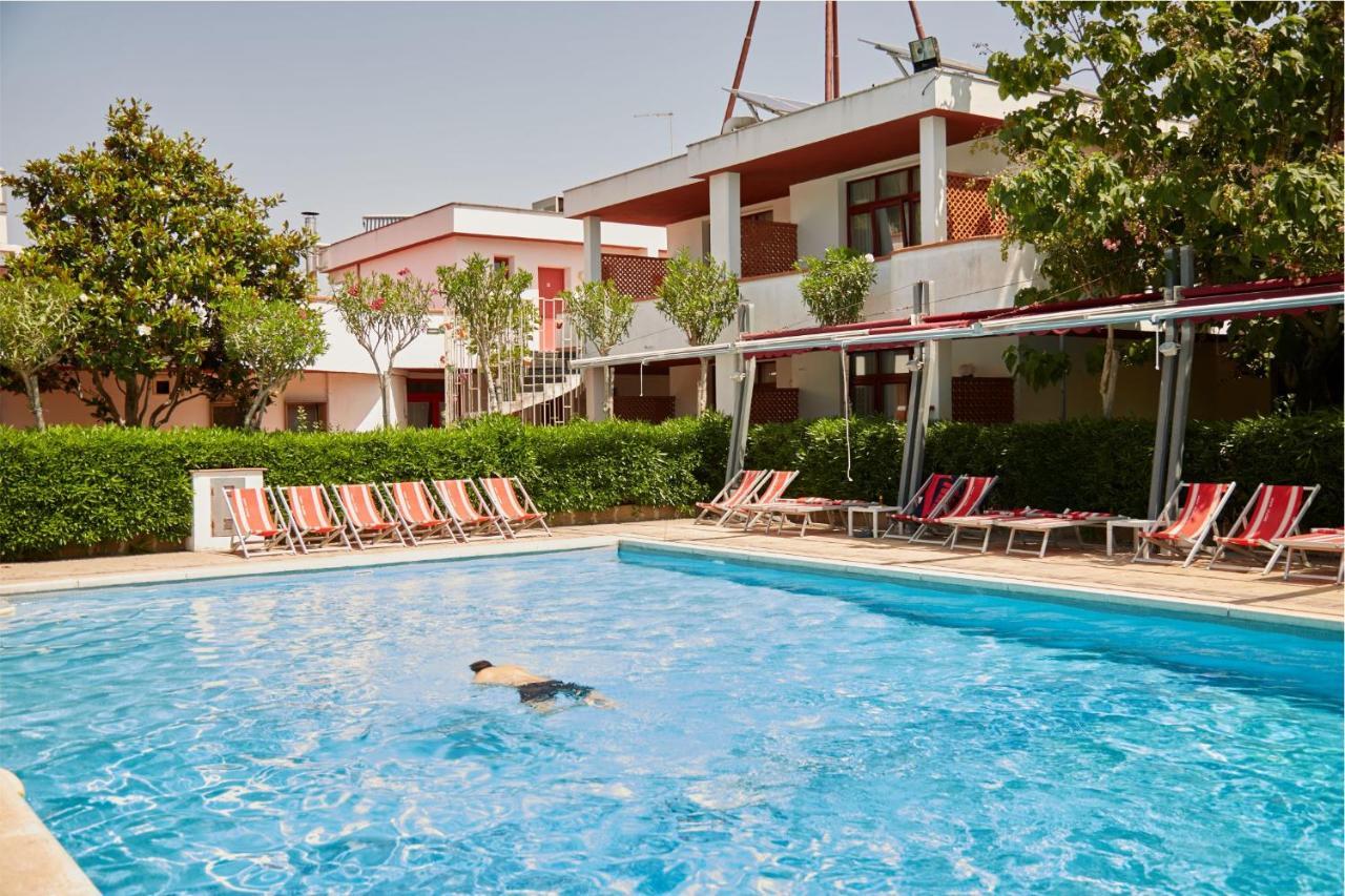 Hotel Residence Key Club مونتالتو دي كاسترو المظهر الخارجي الصورة